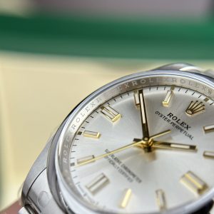 Đồng Hồ Rolex Chế Tác Oyster Perpetual 126000 Mặt Số Bạc Nhà Máy Clean 36mm (2)