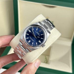 Đồng Hồ Rolex Chế Tác Oyster Perpetual 126000 Mặt Xanh Blue Nhà Máy Clean 36mm (2)