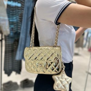 Túi Xách Chanel 24C Nữ Màu Vàng Ánh Kim Like Auth 20x15x4cm (2)