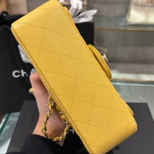 Túi Xách Chanel Classic Nữ Da Bê Màu Vàng Like Auth 20cm (2)