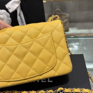 Túi Xách Chanel Classic Nữ Da Bê Màu Vàng Like Auth 20cm (2)