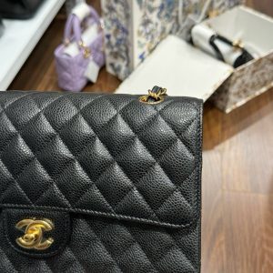 Túi Xách Hàng Hiệu Chanel Classic Da Hạt Màu Đen Khoá Vàng 25cm (2)