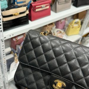 Túi Xách Hàng Hiệu Chanel Classic Da Hạt Màu Đen Khoá Vàng 25cm (2)
