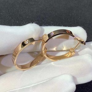 Bông Tai Cartier Love Chế Tác Vàng Hồng 18K Đính Kim Cương Tự Nhiên (2)