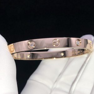 Vòng Tay Cartier Love Chế Tác Kim Cương Tự Nhiên Vàng Hồng 18K (2)