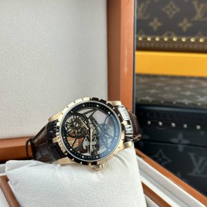 Đồng Hồ Roger Dubuis Replica 11 Excalibur Skeleton RDDBEX0393 BBR 42mm (14)