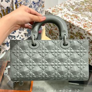 Túi Xách Dior D-Joy Like Auth Màu Xám Hoạ Tiết Kim Cương 26cm (2)