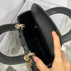Túi Xách Dior Lady Like Auth Nữ Màu Đen Hoạ Tiết Ông Mặt Trời 20cm (2)