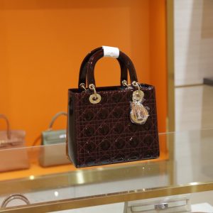 Túi Xách Dior Lady Nữ Màu Đỏ Mận Khoá Mạ Vàng Siêu Cấp 24cm (2)