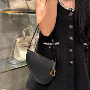 Túi Xách Dior Saddle Siêu Cấp Nữ Da Bò Màu Đen 20x15x4cm (2)