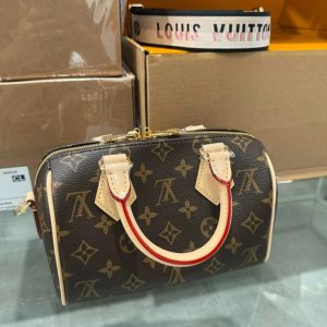 Túi Xách Hàng Hiệu Louis Vuitton LV Speedy bandouliere Hoạ Tiết Monogram 20cm (1)