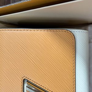 Túi Xách Louis Vuitton LV Twist Siêu Cấp Nữ Da Bò 23x17x9 (2)