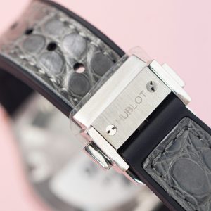 Đồng Hồ Hublot Classic Fussion Đính Kim Cương Moissanite Hong Kong Nữ Mặt Màu Xám 33mm (2)