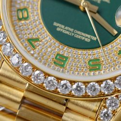 Đồng Hồ Rolex Day-Date Chế Tác Bọc Vàng Đính Kim Cương Moissanite Trọng Lượng 173 Gram 40mm (2)