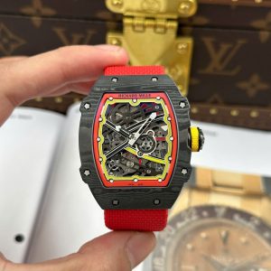 Đồng Hồ Richard Mille RM67-02 Carbon Chế Tác Siêu Mỏng Siêu Nhẹ 37 Grams 38.7×47 (2)