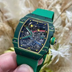 Đồng Hồ Richard Mille RM67-02 Vỏ Carbon Xanh Chế Tác Siêu Mỏng Siêu Nhẹ 37 Grams (1)