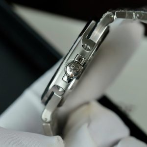 Đồng Hồ Patek Philippe Nautilus 5719 Chế Tác Đính Moissanite & Sapphire Baguette 40mm (1)