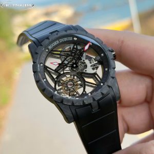 Đồng Hồ Roger Dubuis DBEX0577 Chế Tác Nam Vỏ Carbon Bộ Chuyển Động Tourbillon 42mm (1)