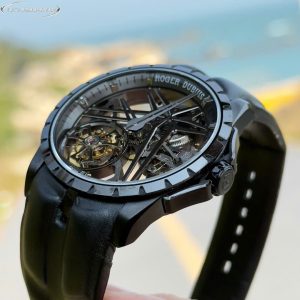 Đồng Hồ Roger Dubuis Excalibur Titanium RDDBEX0889 Replica 11 Màu Đen BBR 42mm (1)
