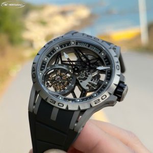 Đồng Hồ Roger Dubuis Rep Cao Cấp Excalibur RDDBEX0748 Mặt Lộ Cơ BBR 45mm (2)