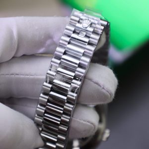 Đồng Hồ Rolex Day-Date Chế Tác Mặt Thiên Thạch Cọc Số + Viền Độ Kim Cương Moissanite Baguette 40mm (2)