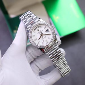 Đồng Hồ Rolex Day-Date Chế Tác Mặt Thiên Thạch Cọc Số + Viền Độ Kim Cương Moissanite Baguette 40mm (2)