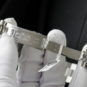 Đồng Hồ Rolex Day-Date Mặt MOP Chế Tác Đính Kim Cương Moissanite 36mm (2)