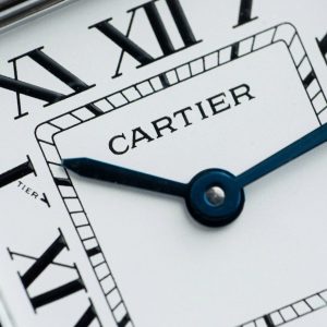 Đồng Hồ Cartier Panthere W2PN0007 Replica 11 Mặt Trắng Vành Đính Đá 27x37mm (2)