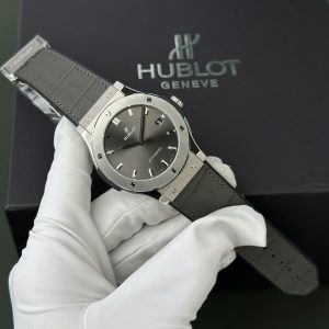 Đồng Hồ Hublot Classic Fusion Titanium Replica Cao Cấp Màu Xám Nhà Máy WWF 45mm (1)