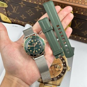 Đồng Hồ Omega Seamaster Driver 300 Replica Mặt Xanh Green Full Set Nhà Máy VS 42mm (10)