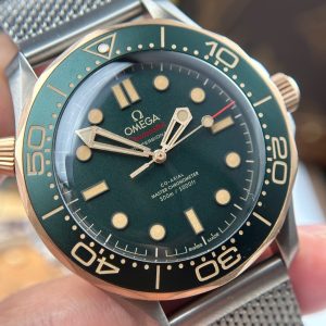 Đồng Hồ Omega Seamaster Driver 300 Replica Mặt Xanh Green Full Set Nhà Máy VS 42mm (10)