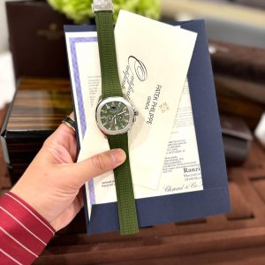 Đồng Hồ Patek Philippe Aquanaut 5261G Màu Xanh Lá Cây Replica Cao Cấp Nhất 40mm
