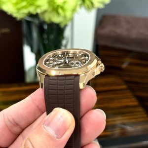 Đồng Hồ Patek Philippe Aquanaut 5261R Mặt Số Chocolate Replica Cao Cấp Nhất 40mm (4)