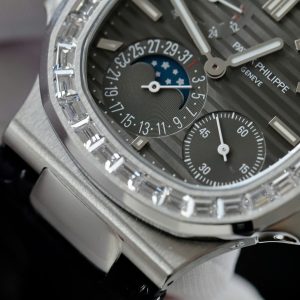 Đồng Hồ Patek Philippe Chế Tác Nautilus 5724 Mặt Xám Dây Da Nhà Máy PPF 40mm (2)