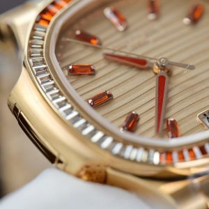 Đồng Hồ Patek Philippe Chế Tác Nautilus 7118-1300R Bọc Vàng Hồng 35 (2)