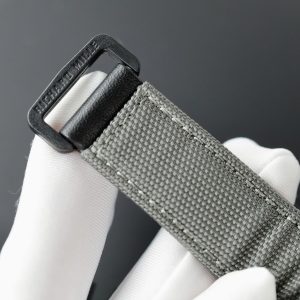 Đồng Hồ Richard Mille Fake 11 RM88 Smiley Dây Vải Nato Màu Xám 42mm (2)