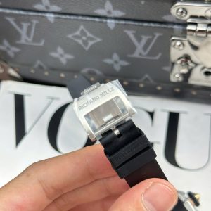 Đồng Hồ Richard Mille RM07-01 Nữ Đính Đá Dây Cao Su Màu Đen Nhà Máy ZF 36mm (1)