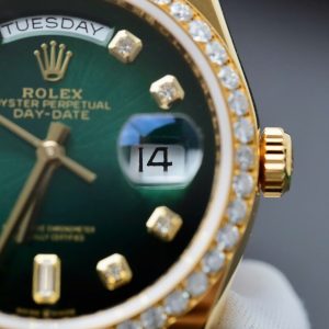 Đồng Hồ Rolex Day-Date Chế Tác Mặt Xanh Ombre Bọc Vàng Thật + Đính Kim Cương Moissanite 36mm (2)