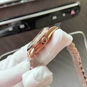 Đồng Hồ Rolex Day-Date Mặt Chocolate Chế Tác Bọc Vàng Hồng Trọng Lượng 186Gram QF 40mm (2)