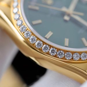 Đồng Hồ Rolex Day-Date Mặt Xanh Lá Cây Chế Tác Bọc Vàng Thật Đính Moissanite Hong Kong 36mm (2)