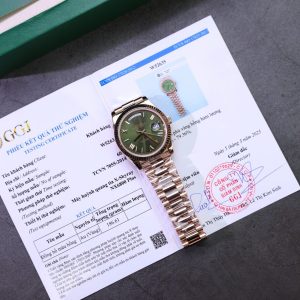 Đồng Hồ Rolex Day-Date Mặt Xanh Lá Cây Chế Tác Bọc Vàng Thật Trọng Lượng 186Gram QF 40mm (2)