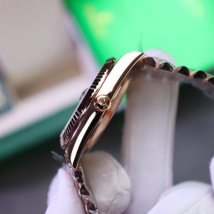 Đồng Hồ Rolex Day-Date Mặt Xanh Lá Cây Chế Tác Bọc Vàng Thật Trọng Lượng 186Gram QF 40mm (2)