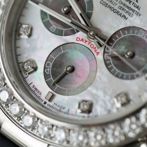 Đồng Hồ Rolex Daytona Chế Tác Mặt MOP Cọc Số + Vành Độ Kim Cương Moissanite 40mm (8)