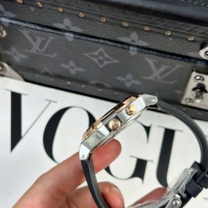 Đồng Hồ Vacheron Constantin Rep 11 Overseas Dual Time 47450 Demi Vàng Hồng Xưởng 9F 42mm (2)