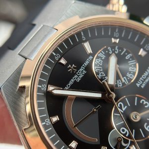 Đồng Hồ Vacheron Constantin Rep 11 Overseas Dual Time 47450 Demi Vàng Hồng Xưởng 9F 42mm (2)