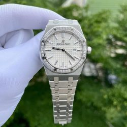 Đồng Hồ Audemars Piguet Royal Oak Nữ Chế Tác Mặt Trắng Đính Kim Cương Moissanite 34mm (2)