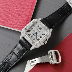 Đồng Hồ Cartier Santos Nữ Chế Tác Đính Full Kim Cương Moissanite Dây Da 35mm (2)