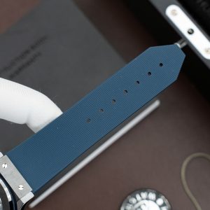 Đồng Hồ Hublot Classic Fusion Ceramic Chế Tác Mặt Xanh Blue Dây Cao Su 42mm (2)