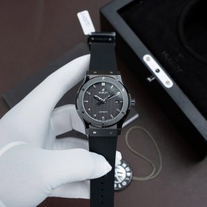 Đồng Hồ Hublot Classic Fusion Chế Tác Vỏ Gốm Đen Mặt Carbon Dây Cao Su 42mm (2)