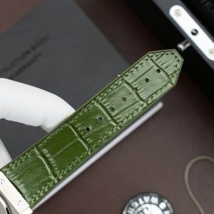 Đồng Hồ Hublot Classic Fusion Titanium Chế Tác Màu Xanh Lá Cây Máy SW300 Dây Cá Sấu 42mm (2)